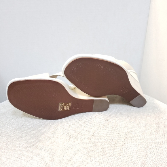 Tory Burch Tan Cross Straps Wedge Shoes - Picture 6 of 8